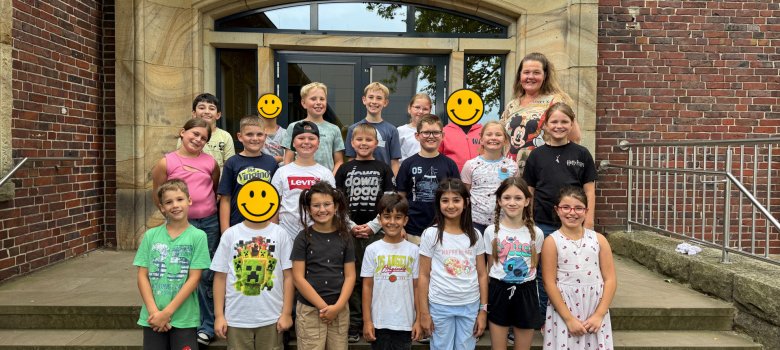 Class 4e with Mrs. Hewing