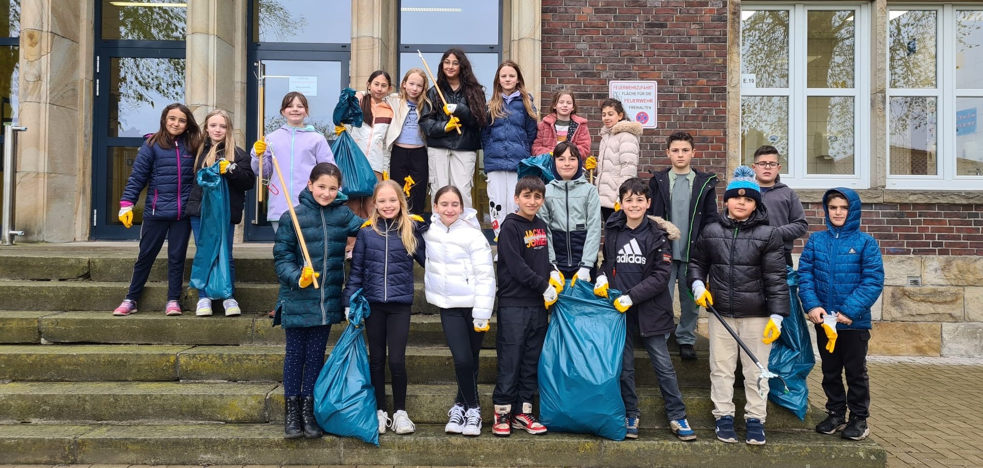 Waste collection campaign 4b