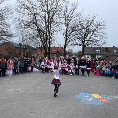 Dance performance by the Dinkelfunken dance guard