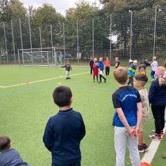 Two-person ball year 3 & 4