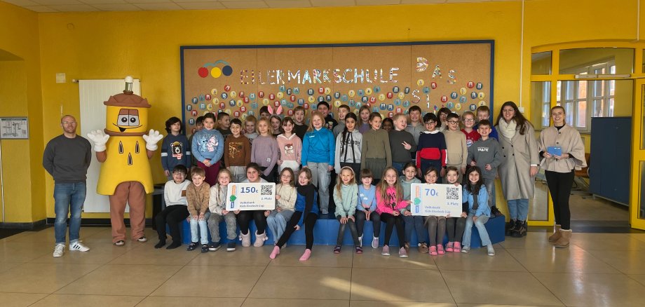 Apbalvošanas ceremonija Eisstock-Cup Gronau