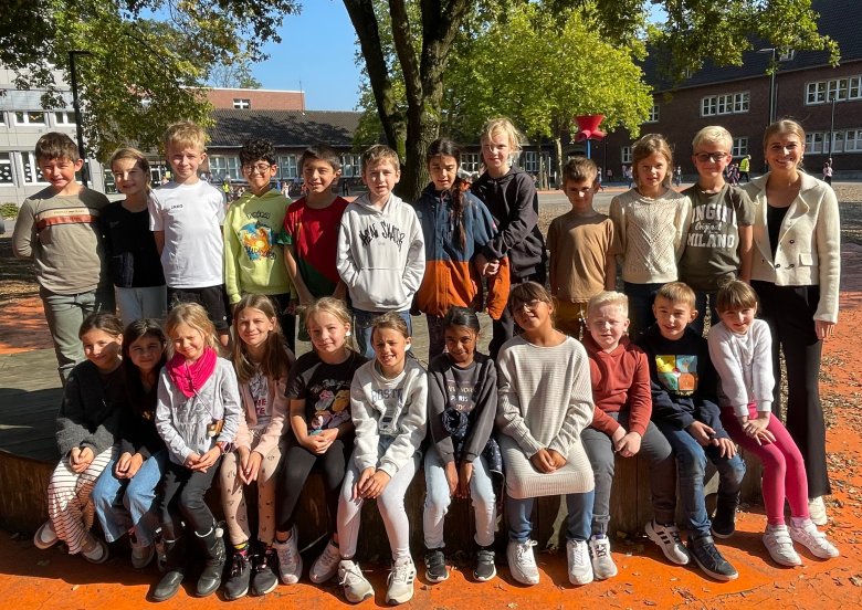 Die Klasse 3c mit Frau Schulze Marquarding