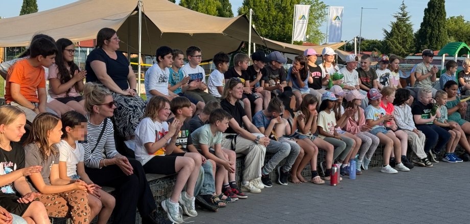 Publikum des bunten Abends