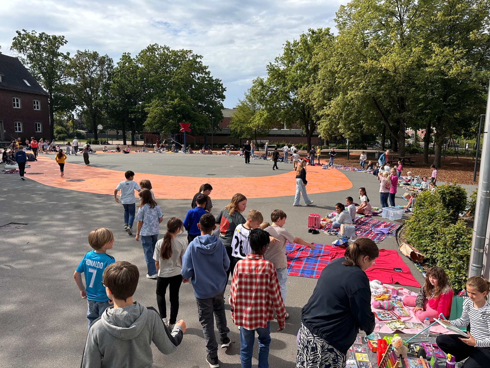 Flohmarkt der Zweitklässler